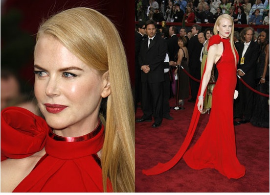 nicole kidman moulin rouge red dress. Nicole Kidman in Moulin